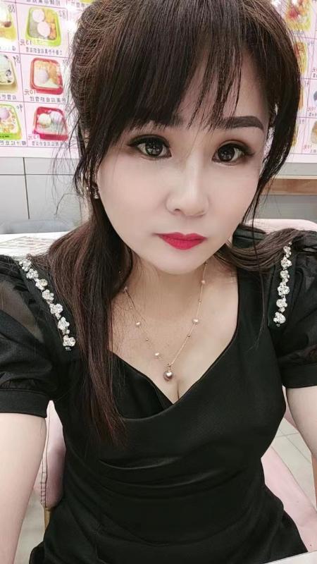 东莞大胸小少妇 第1张