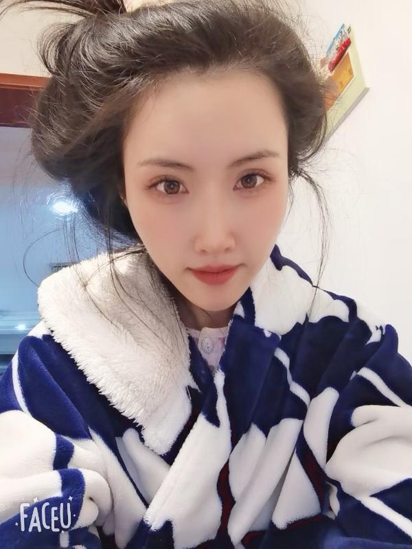 花园路身材不错的暖心 第2张