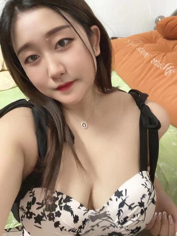 大波妹子丹丹 第1张