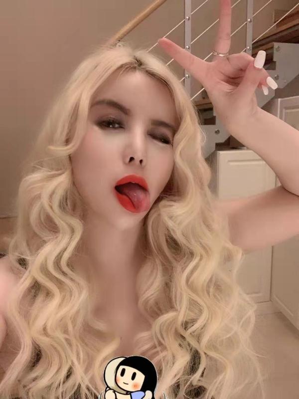 翘臀混血小姐姐 第1张