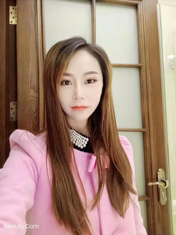 滨江月月 第1张