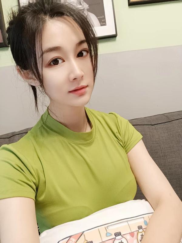 天河舞蹈老师妞妞 第2张