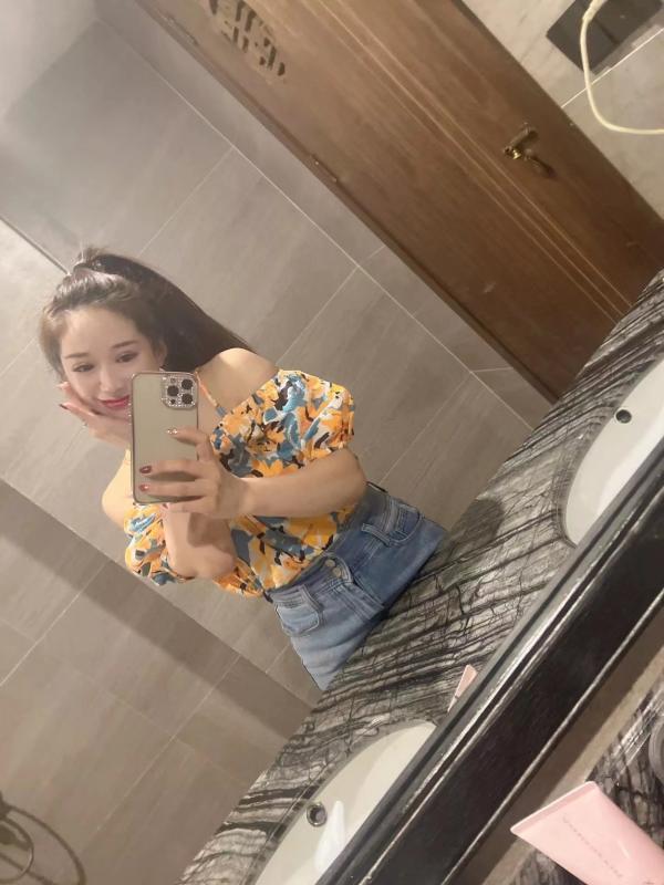 西门外琪琪 第2张