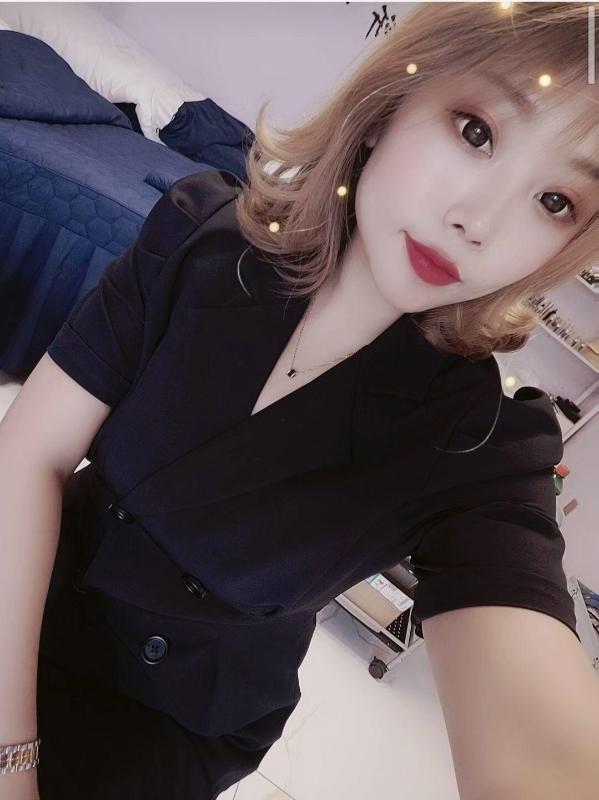 汉囗气质型美女 第3张