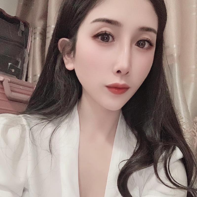 秦淮可欣大长腿 第1张
