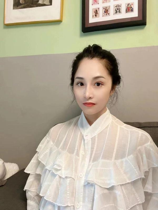 天河风骚妍妍 第1张