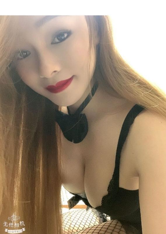 风骚御姐娜娜 第2张