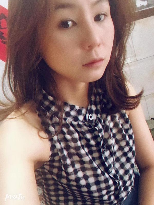 罗湖素颜少妇 第1张