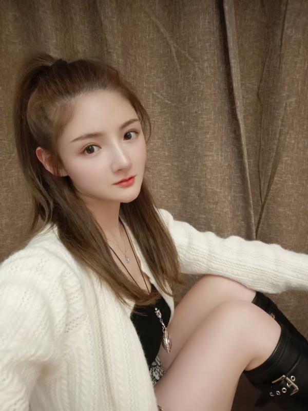 栖霞荧荧 第1张