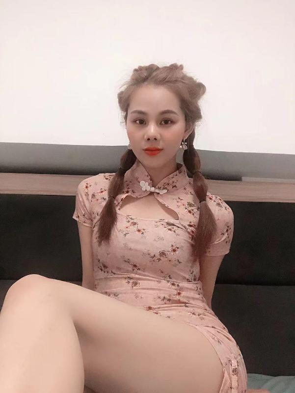 白云美女小萍 第1张