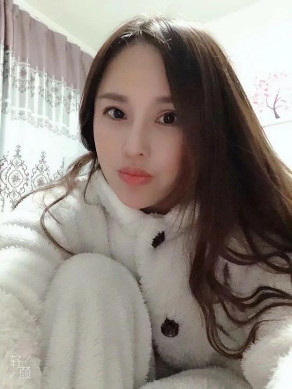 热情小姐姐口活不错 第1张