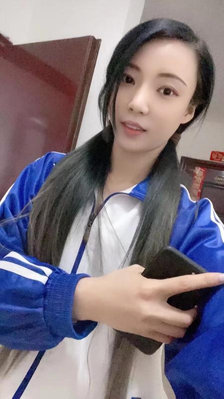 津南莹莹 第1张