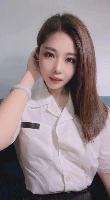 妩媚风骚型妹子 第1张