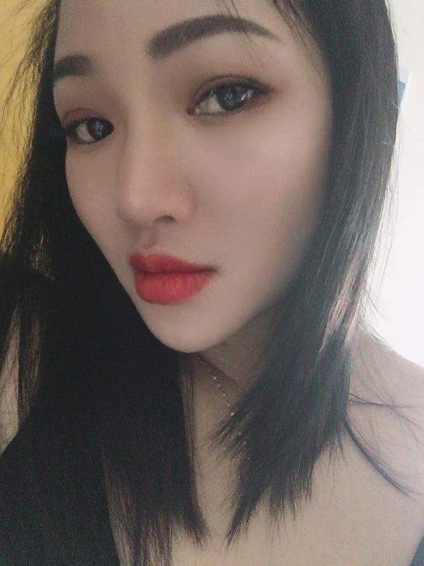 宝安性感潇后 第1张