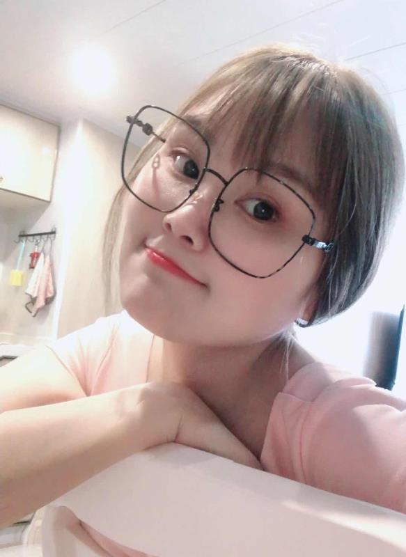 大胸丰满邻家妹妹珍妮 第1张