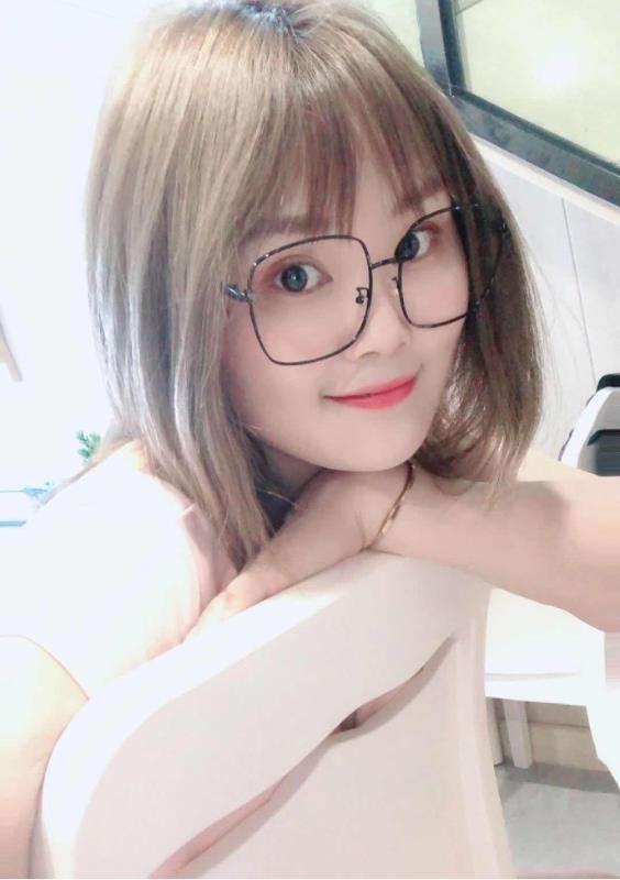 大胸丰满邻家妹妹珍妮 第2张