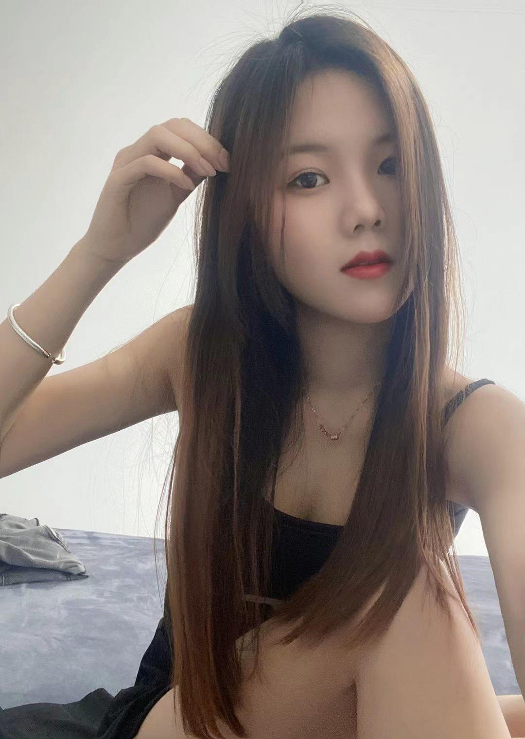 邻家小妹,总体感觉不错,颜控身材控可以冲 第1张