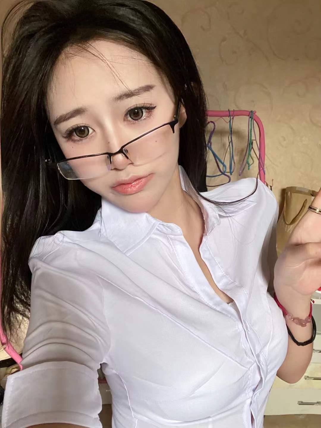 江岸体验的小年轻，服务不错，身材棒 第2张