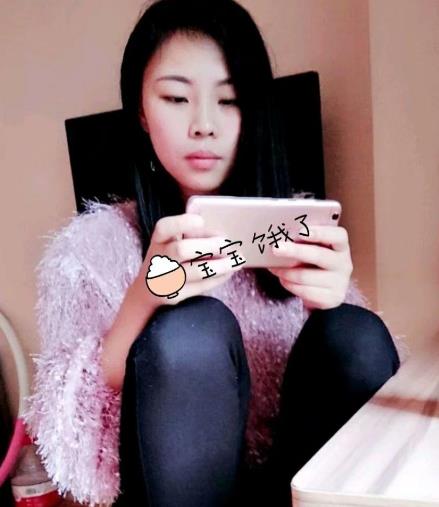 小骚逼不容易满足，感觉骚到了骨子里 第2张