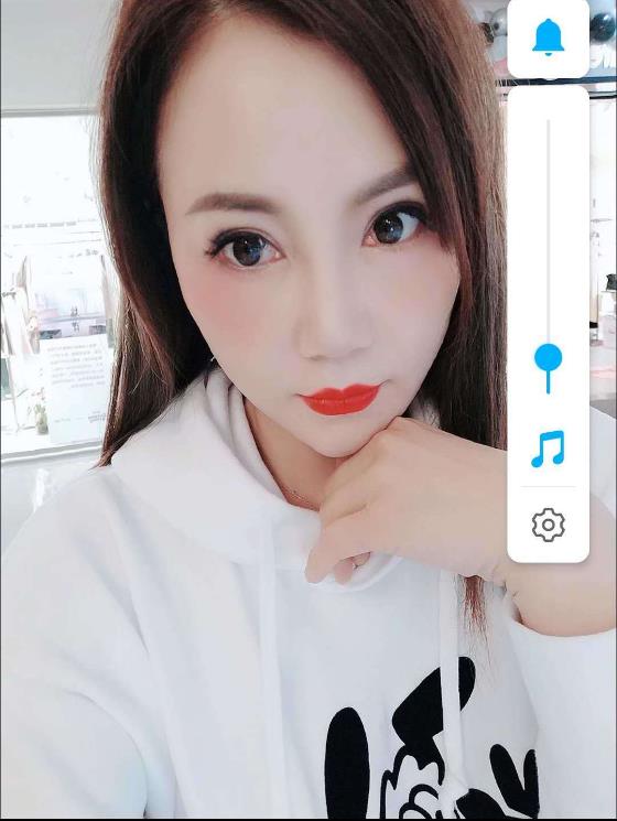 一个服务控妹子，看颜值的绕行 第1张