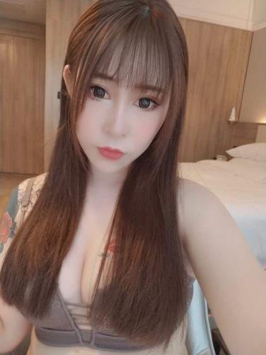 观山湖金融城少妇 第2张