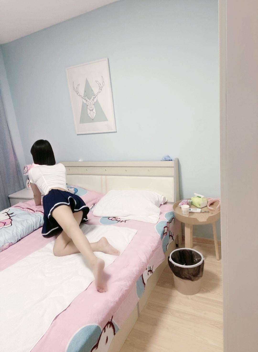 已验少妇颜值高，B紧 第2张