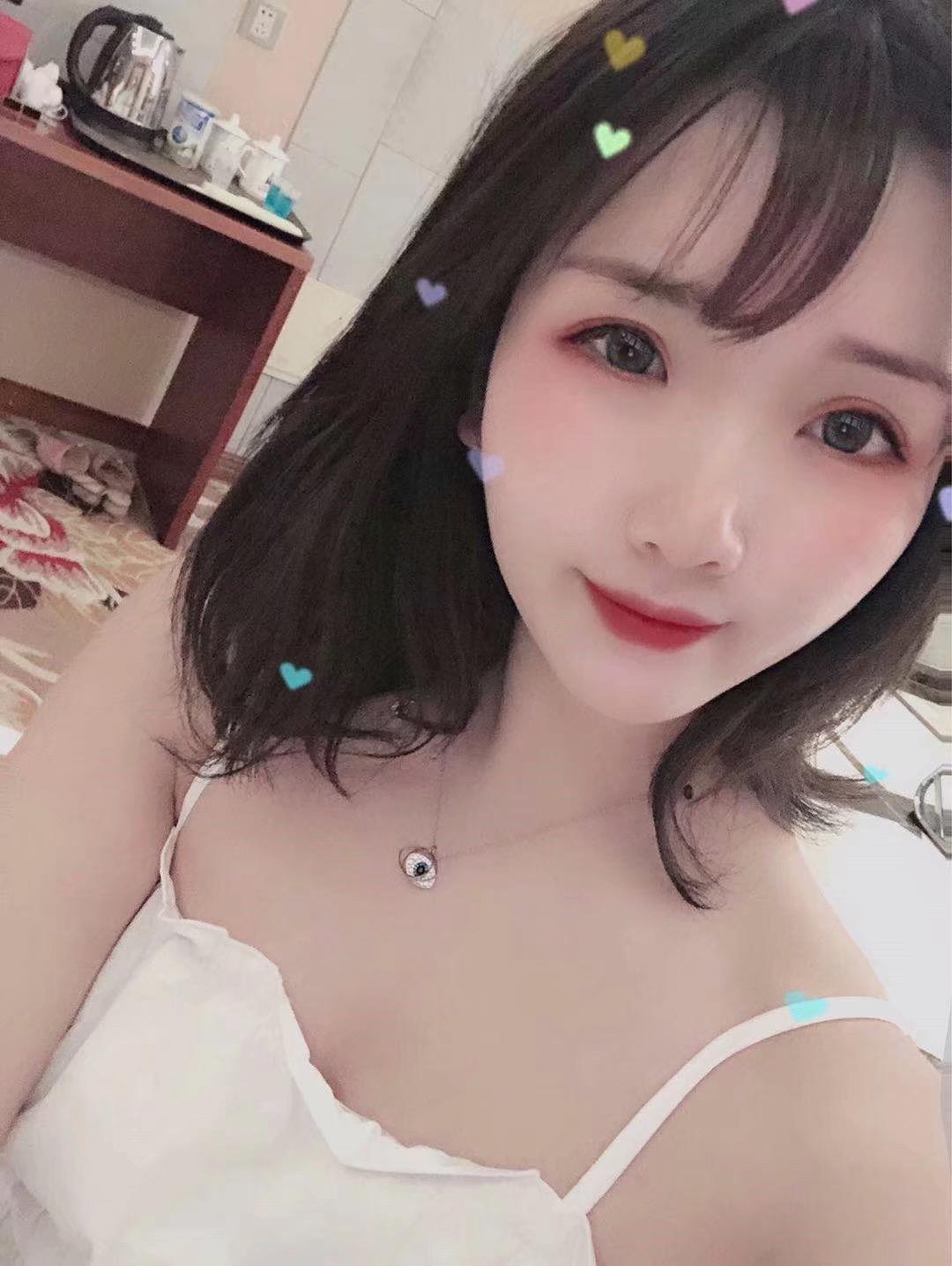 时代广场的妹子 第1张