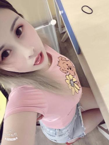 龙华极品少妇 第2张