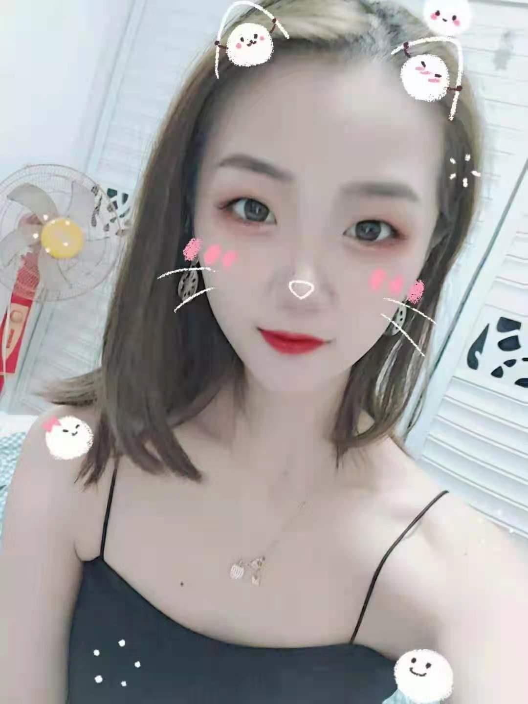 很性感的一位妹子 第1张