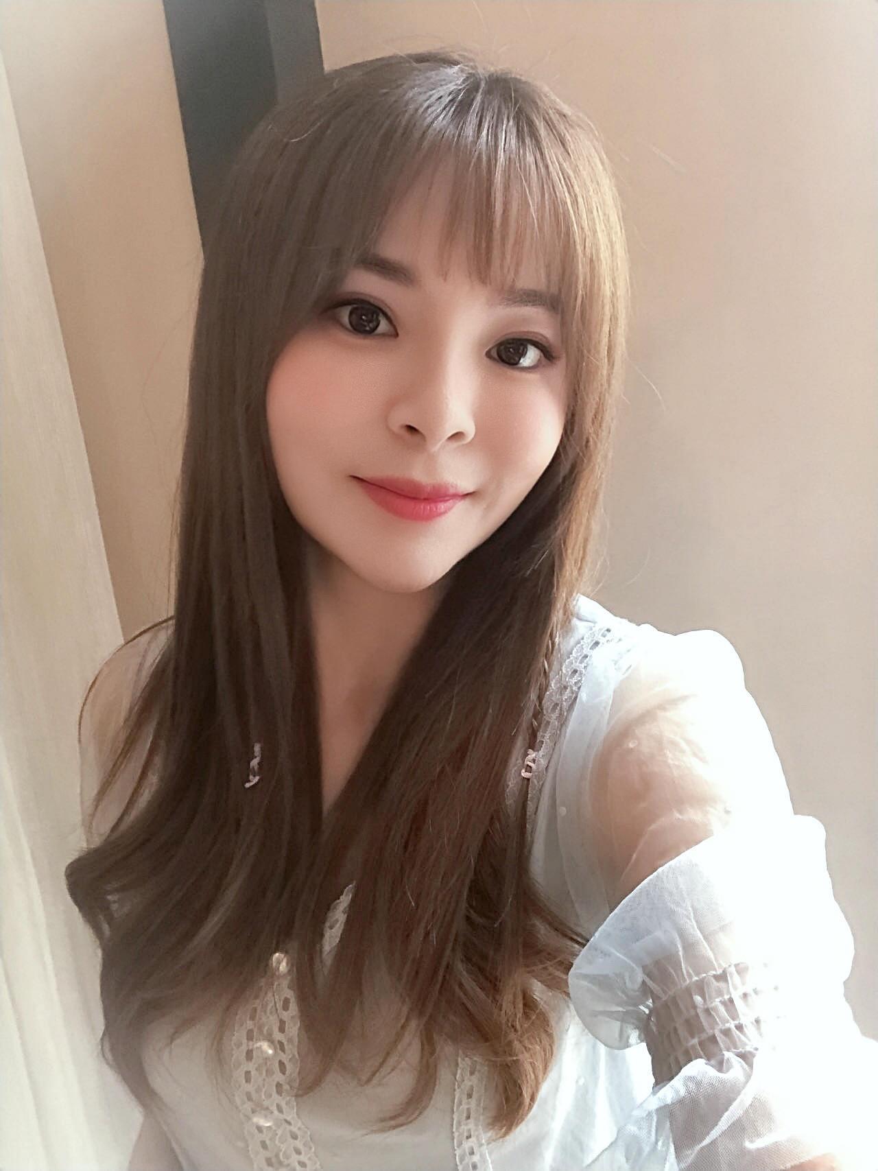 雨花亭兼职佳佳，魔鬼身材，胸特大，气质挺好 第2张