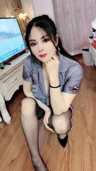 花果园轻熟女，够骚，服务周到 第2张