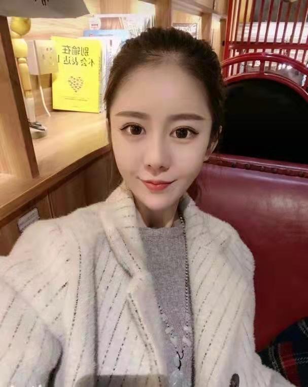 观山湖区蛮漂亮的妹子 第3张
