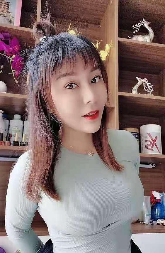 西乡塘区丰满小妖精 第1张