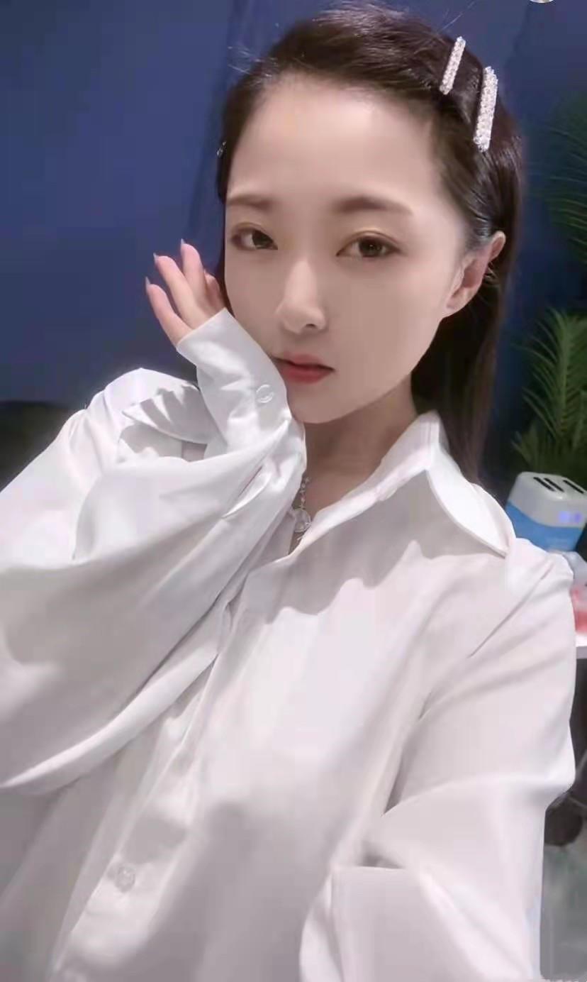 太原身材好年轻小妹妹 第1张