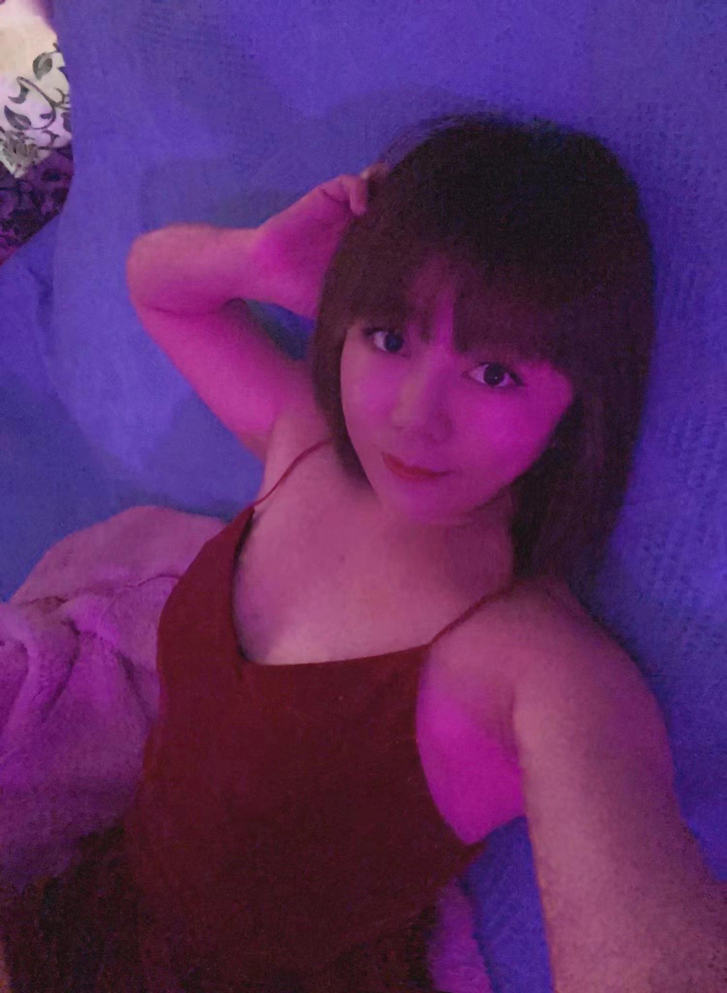 一个很贴心,温柔的妹妹 第2张