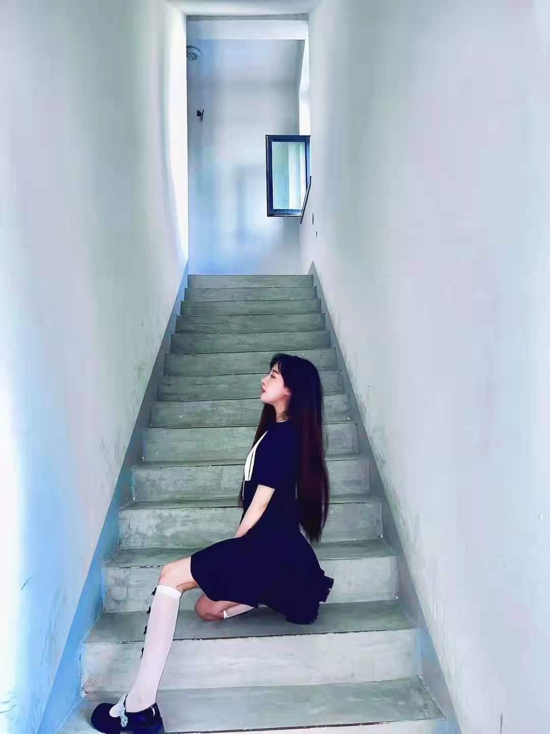 年轻，163左右吧，真人照片无P图 第1张