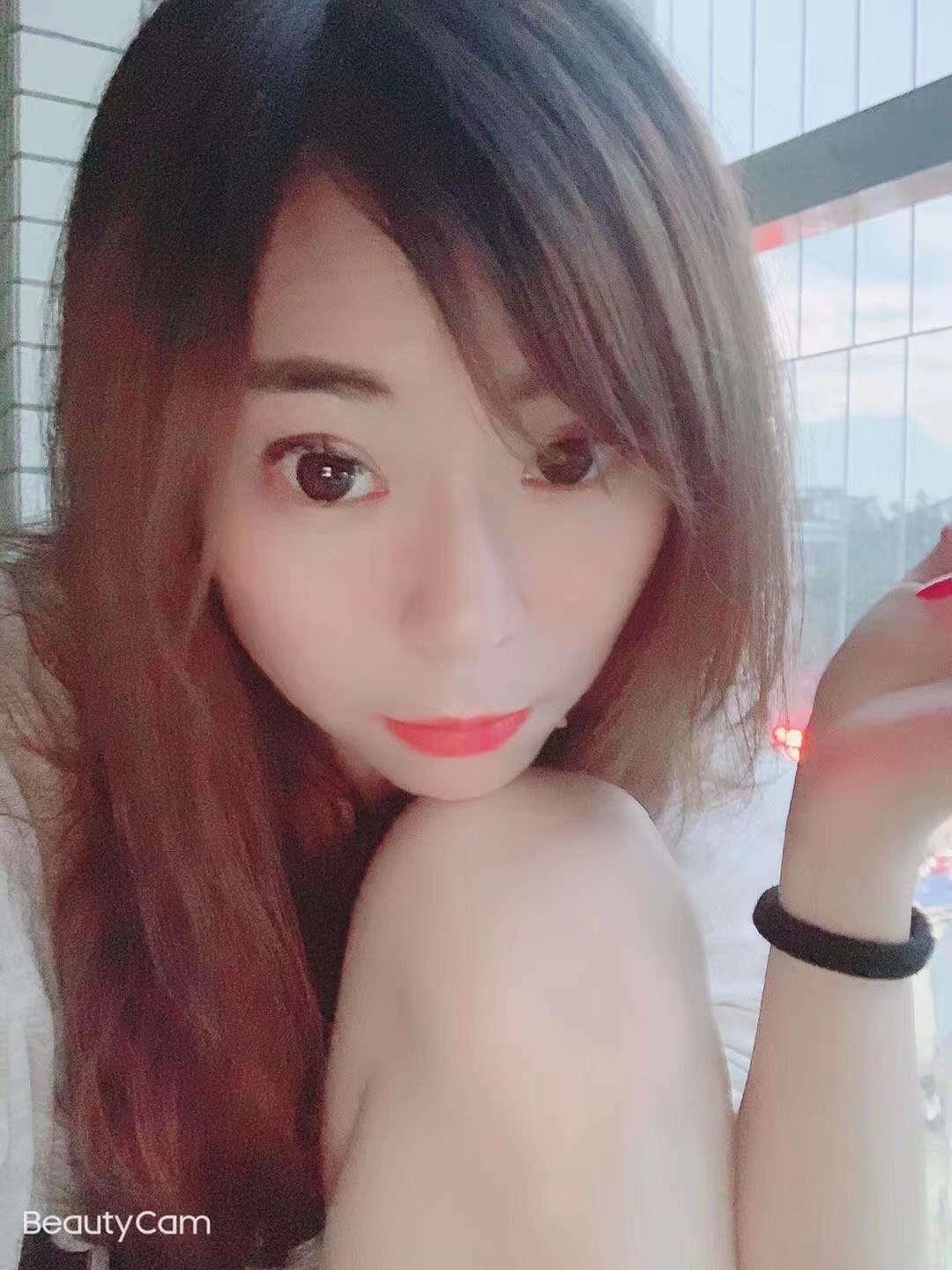 乌鲁木齐极品小姐姐 第2张