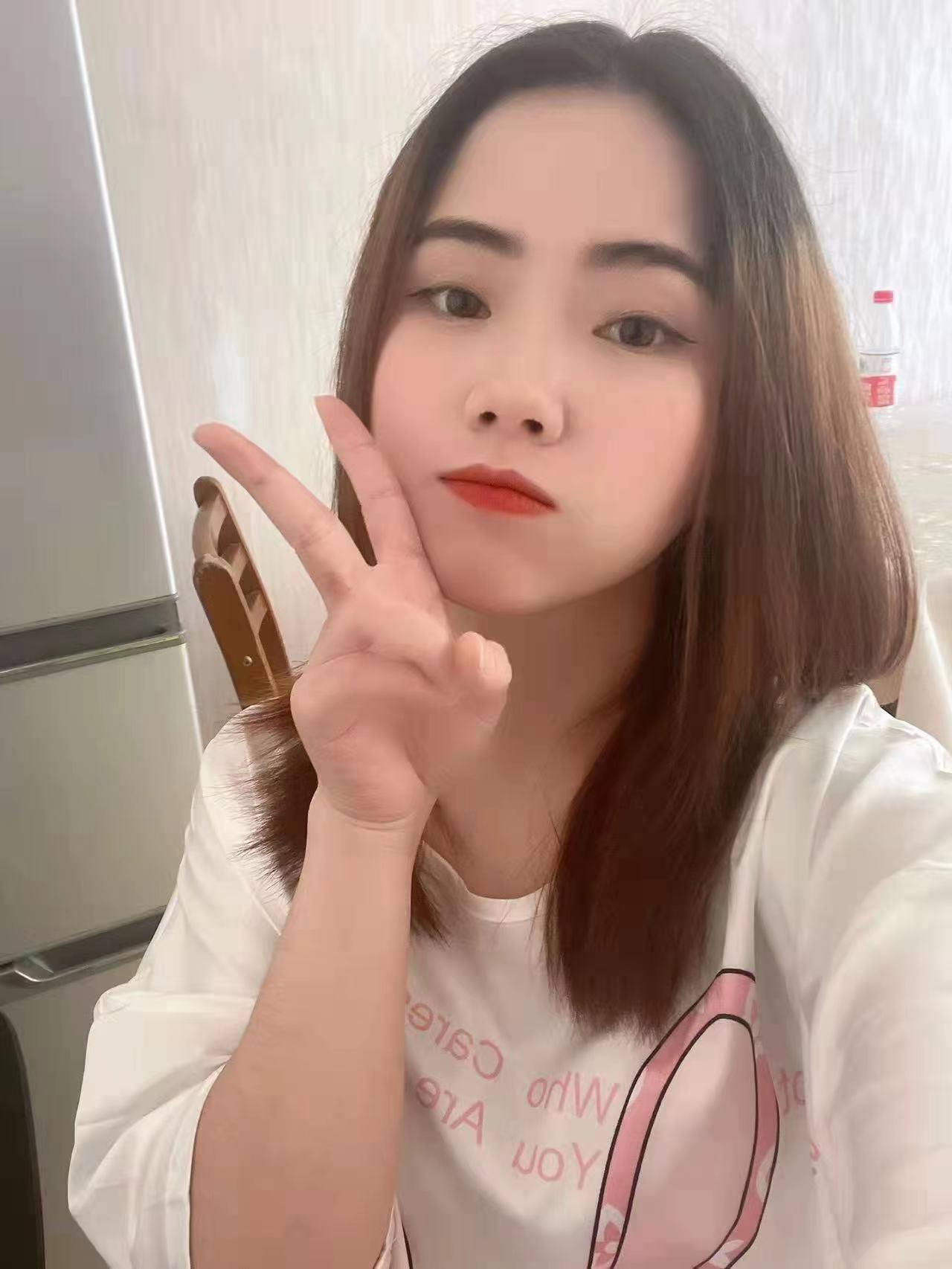 海淀区02年的小妹子，还是个少数民族，就是价格小贵 第2张