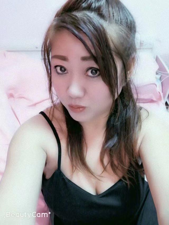 西城大奶熟女，双飞真爽，泻火专用 第1张