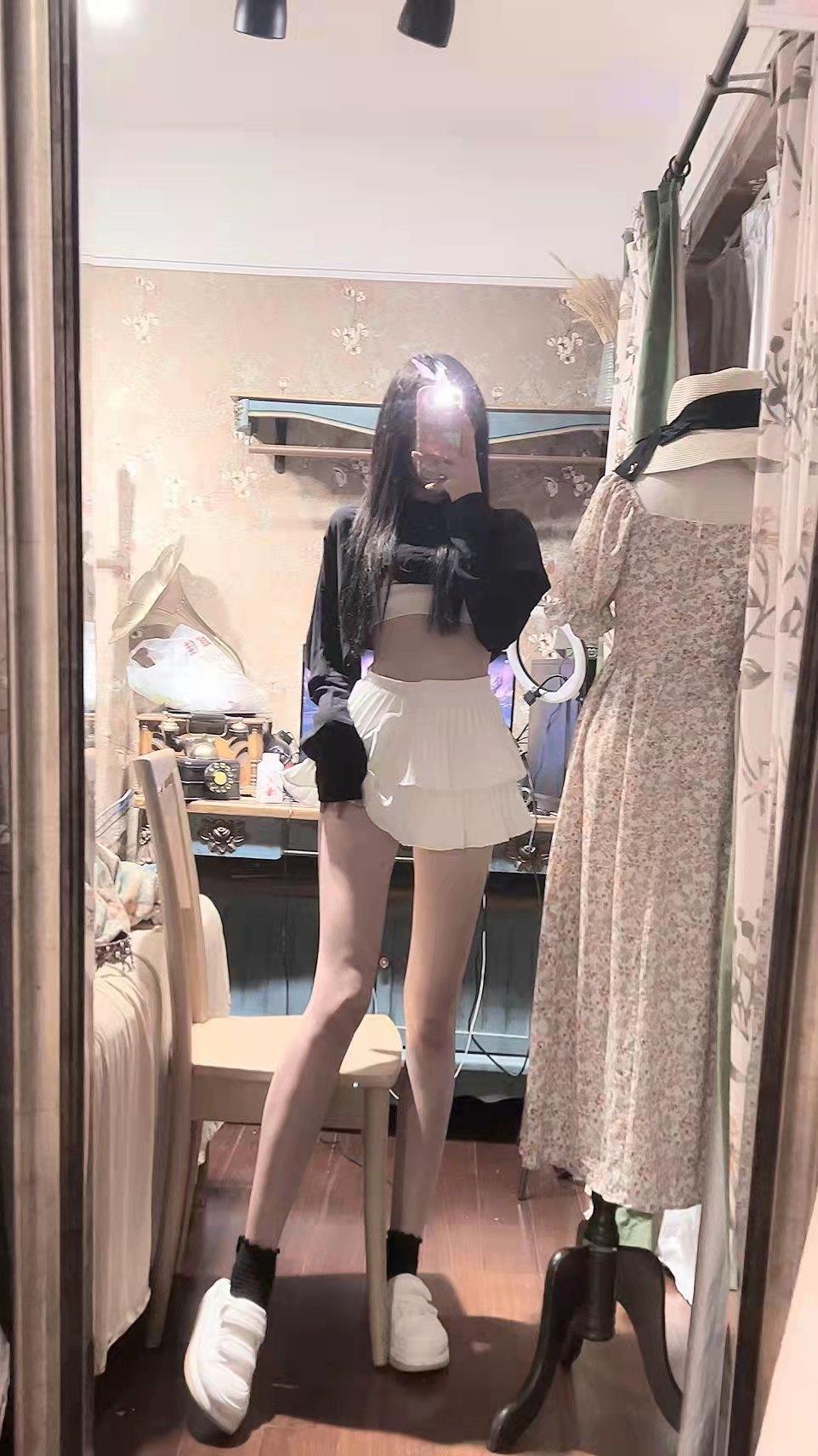 朝阳区年轻漂亮小妹,鲍鱼紧,服务不含糊,叫声也好听 第3张