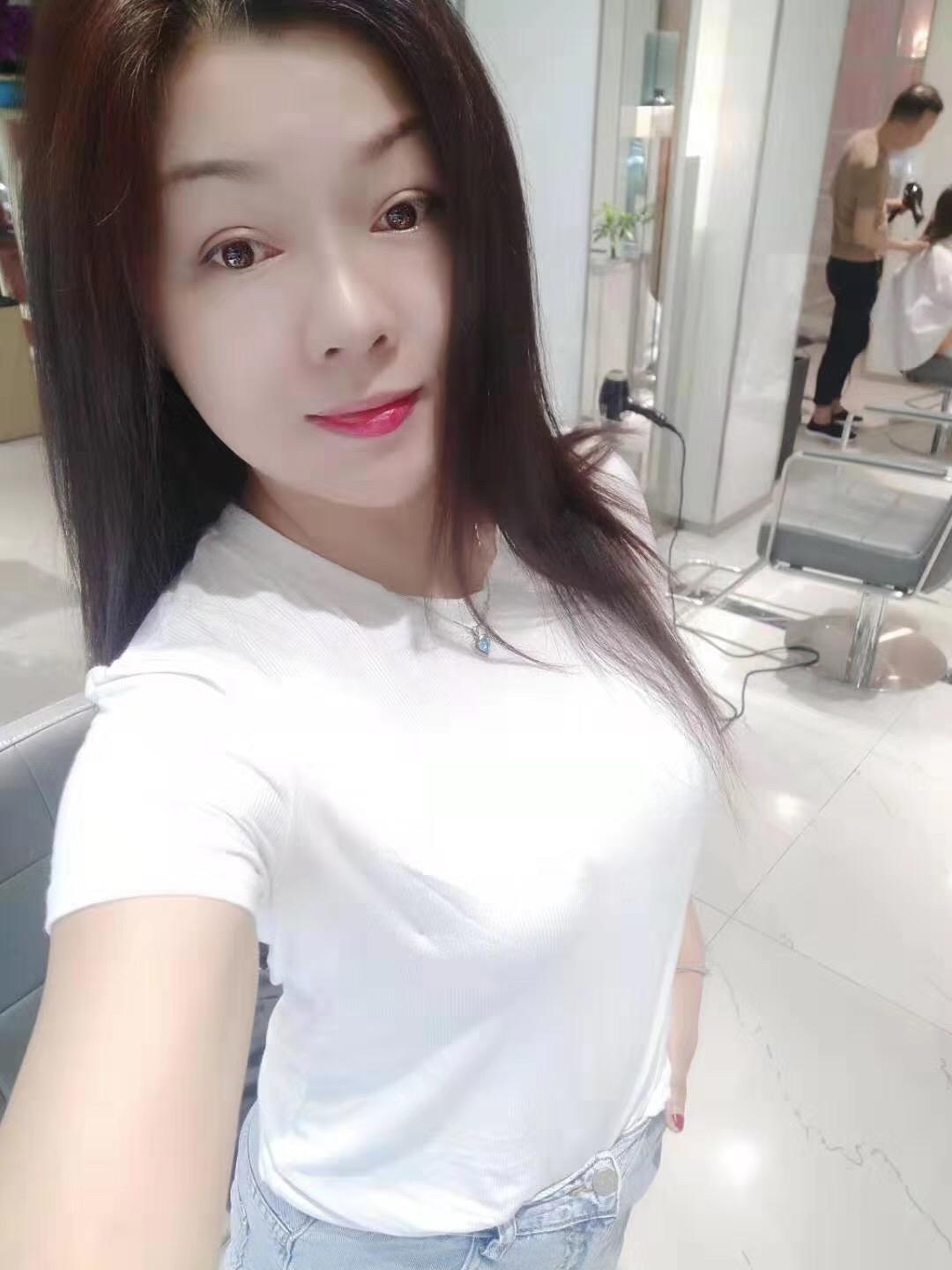 体验高性价比宝藏级熟女,可以菊花 第3张