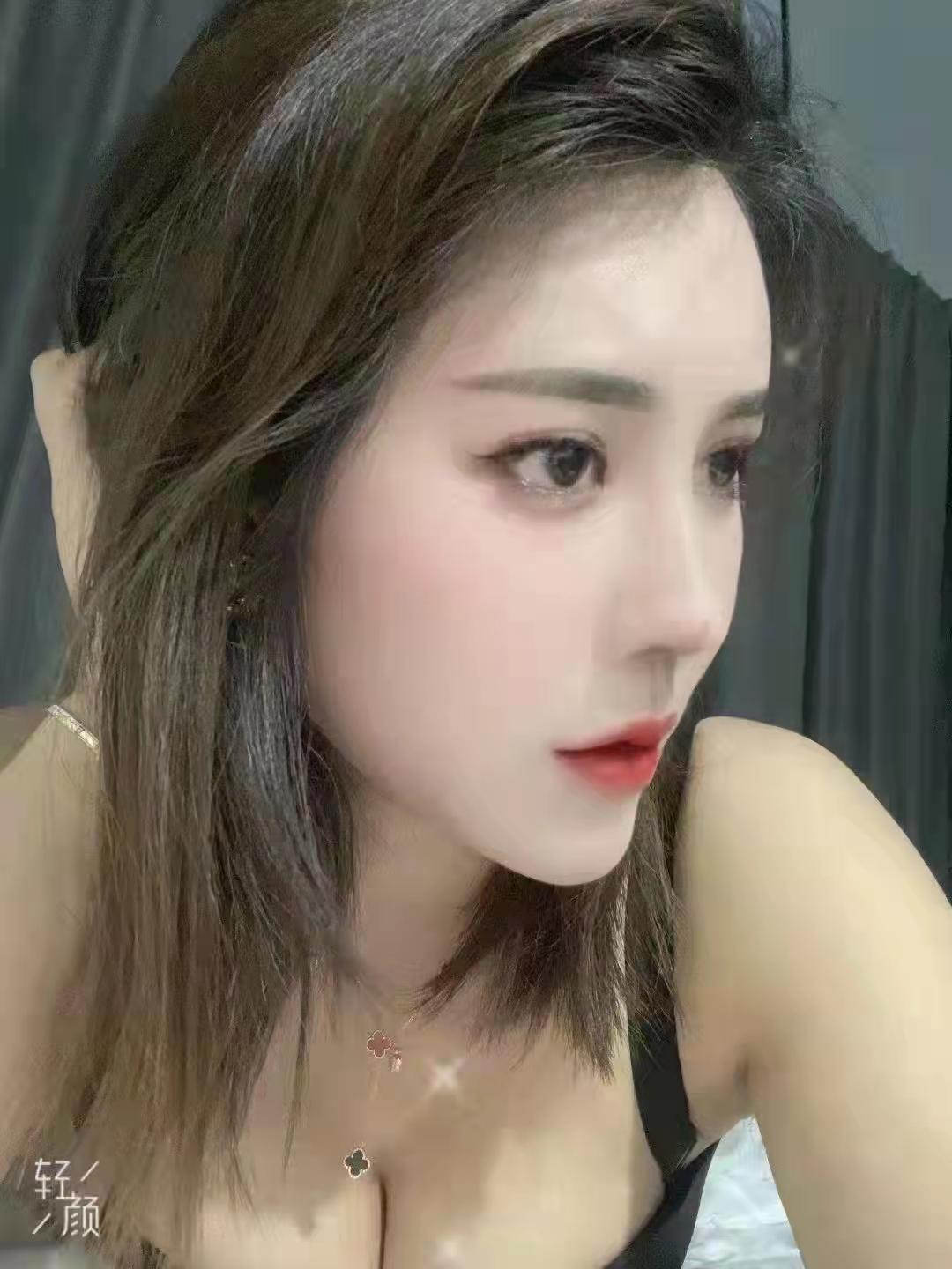 鄞州区D奶御姐,一边干一边把奶子怼我嘴里让我吃 第4张