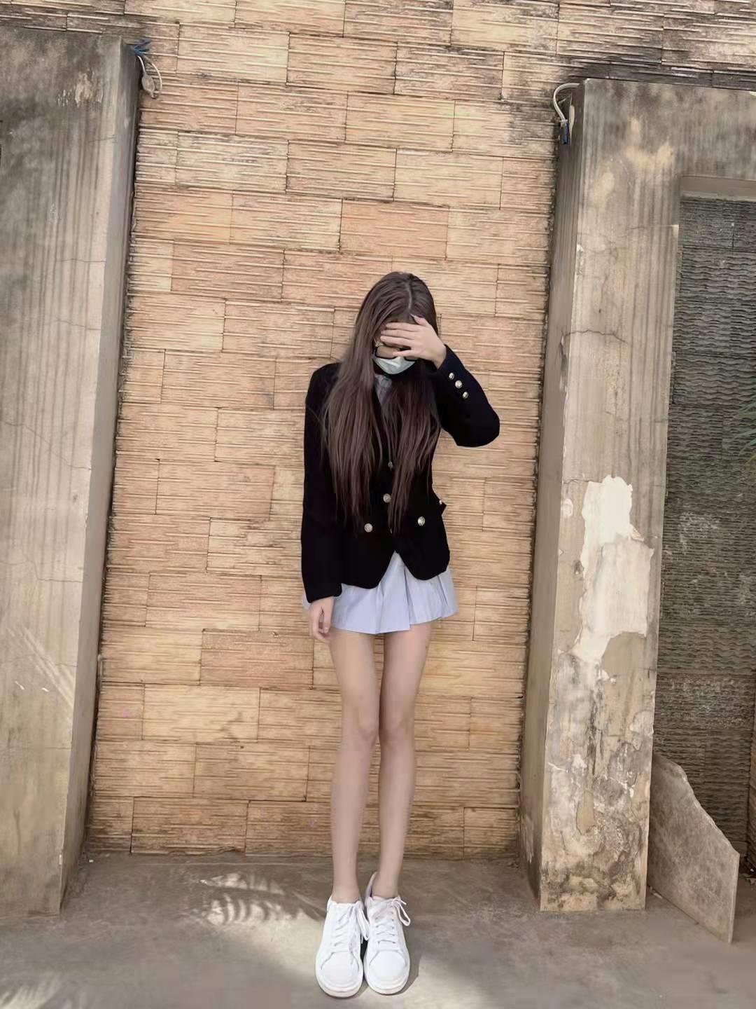 闵行兼职嫩妹鲍鱼紧致颜值高身材好姿势可解锁 第2张