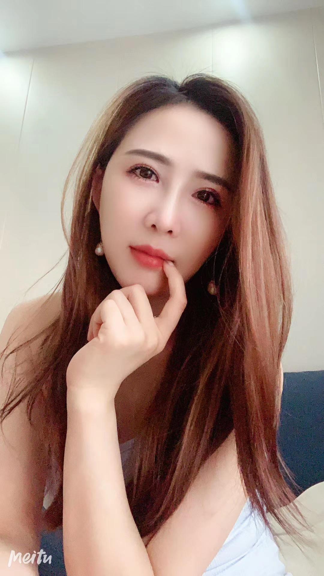 轻熟姐姐万能的口 第1张