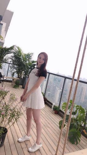 服务好能说会到的少妇 第1张