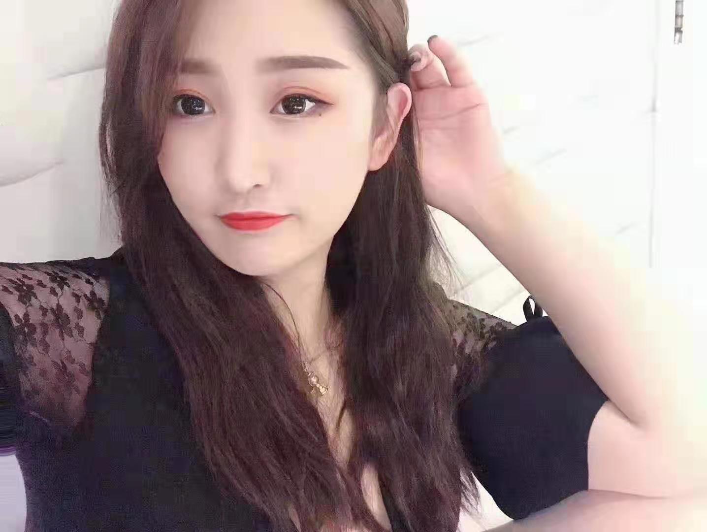 水嫩的妹子，极致的服务 第1张