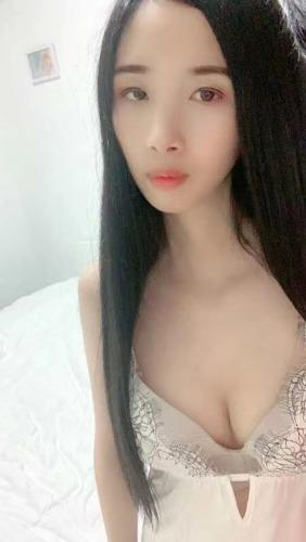 龙华珊珊 第1张