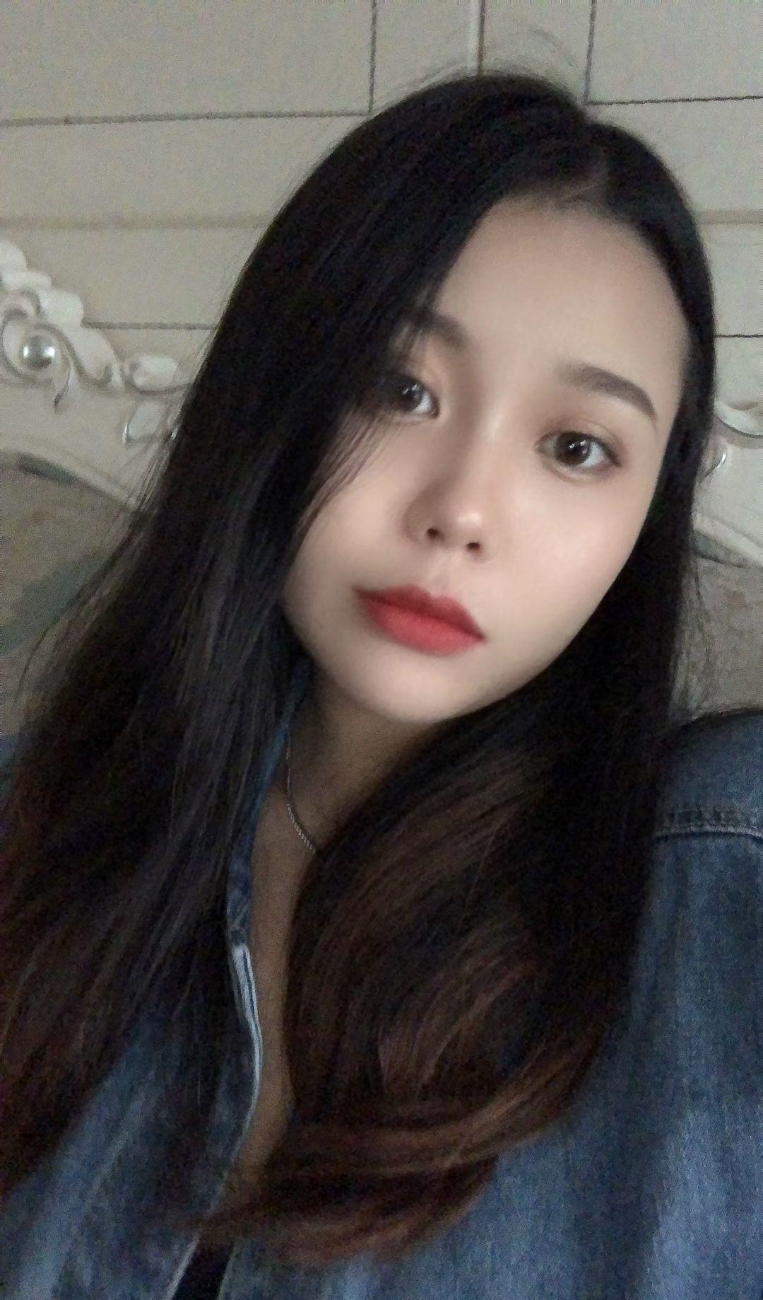 丝袜小性感，配合度高，会夹 第3张
