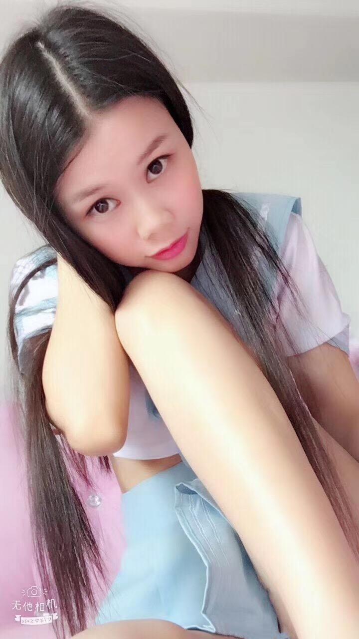 黑丝美腿雪儿 第1张
