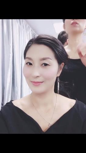 气质娴雅身材修长御姐 第5张